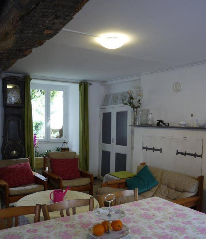 Bed and Breakfast Les Miquelots Pont-d'Ouilly Экстерьер фото